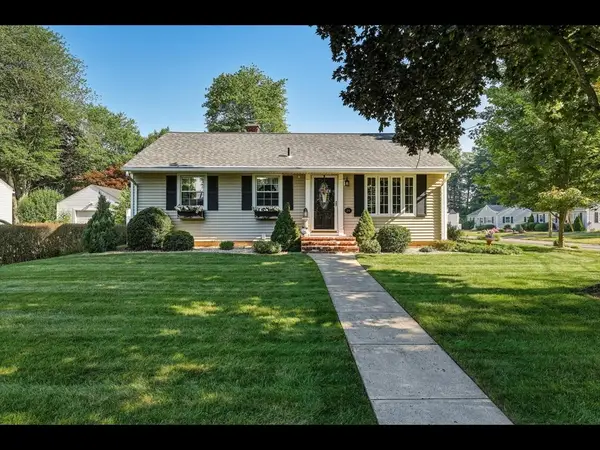 36 Helen Cir, East Longmeadow, MA 01028