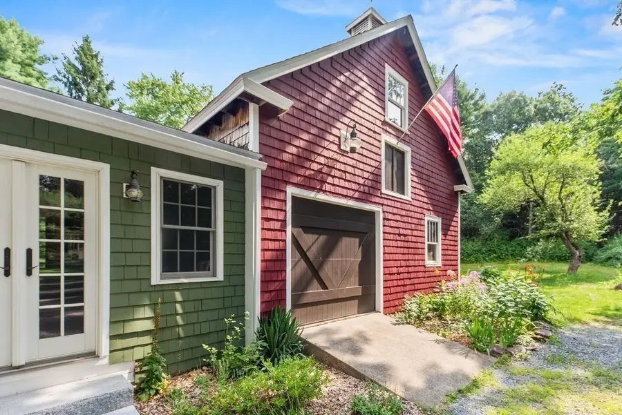 287 Taunton St, Wrentham, MA 02093 - #3
