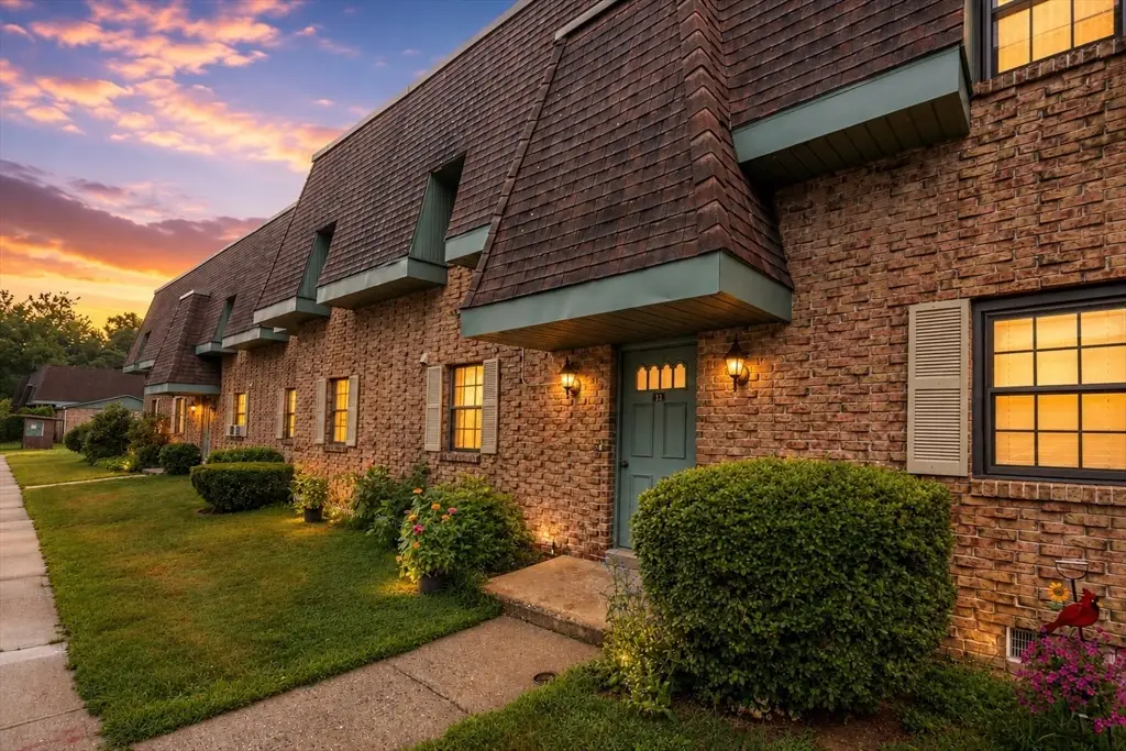 549 Russell Rd #3C, Westfield, MA 01085 - #1