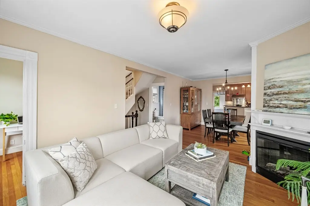 128 Selwyn St #2, Boston, MA 02131 - #1