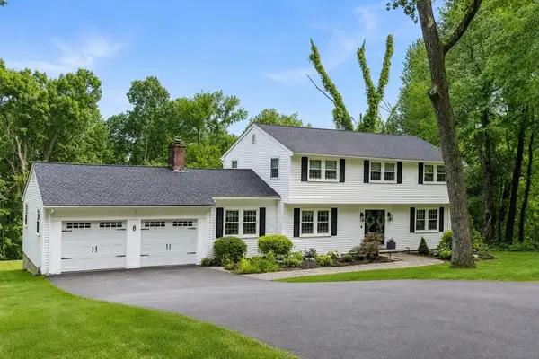8 Bantry Road, Southborough, MA 01772