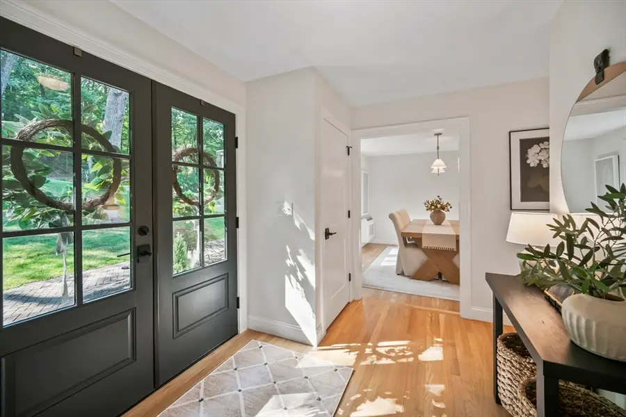 8 Bantry Road, Southborough, MA 01772 - #3