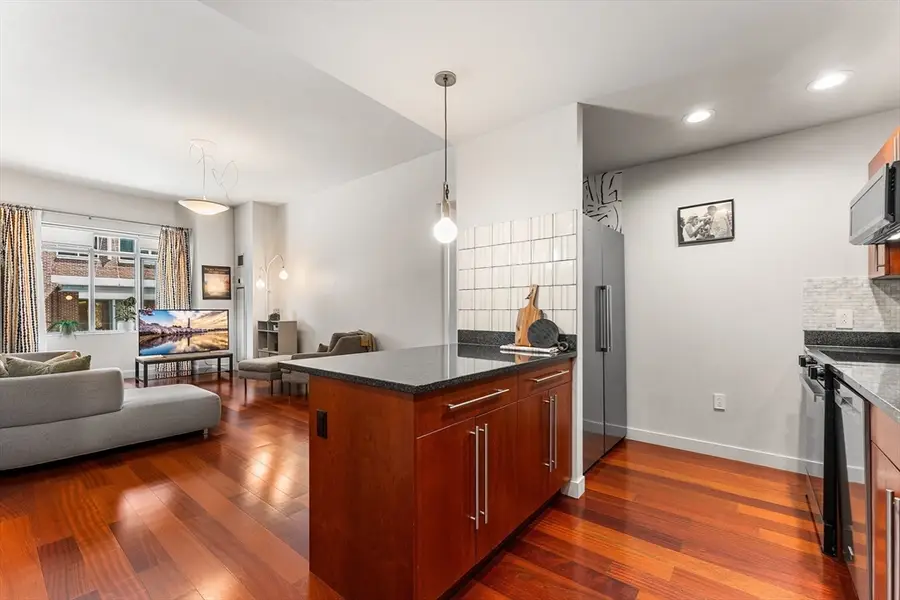 17 Otis St #105, Cambridge, MA 02141 - #2