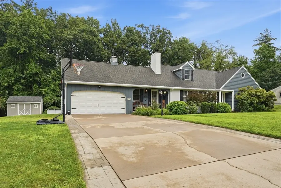 29 Shady Side Dr, Longmeadow, MA 01106 - #3