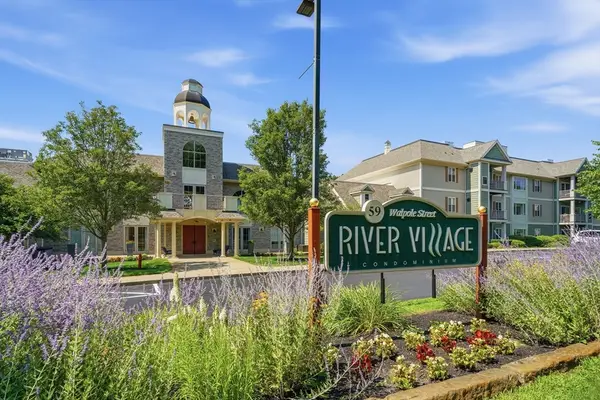 59 Walpole St #117, Canton, MA 02021