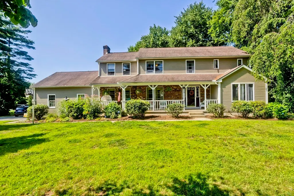 82 Pilgrim Rd, East Longmeadow, MA 01028 - #1
