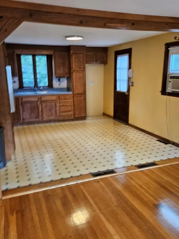 135 Crane St, Dedham, MA 02026 - #3