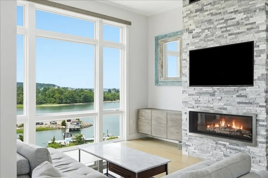 10 Shipyard Dr #513, Hingham, MA 02043 - #2