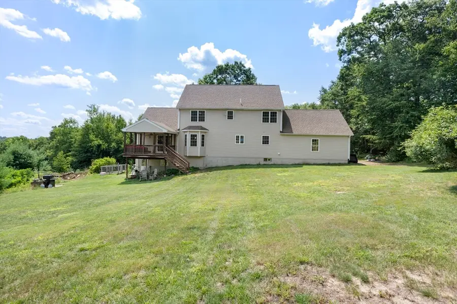36 Crescent Lane, Douglas, MA 01516 - #3