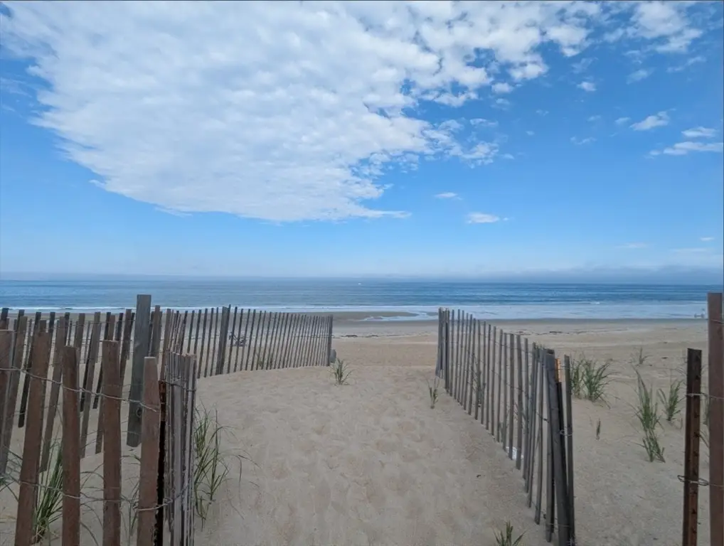 498 No End Blvd #1, Salisbury, MA 01950 - #1
