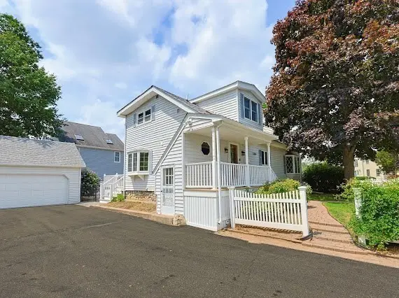 374 Plain St, Stoughton, MA 02072 - #3