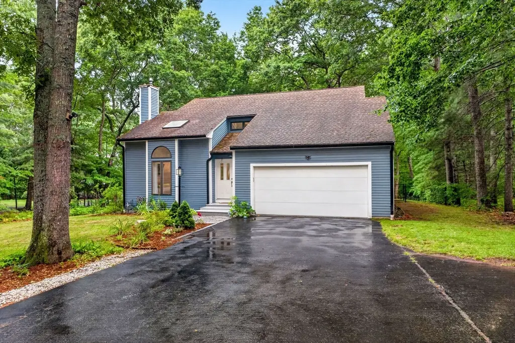27 Walden Dr, Easton, MA 02334 - #1