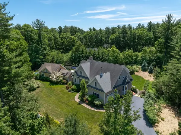 46-48 Paradise Lane, Rochester, MA 02770