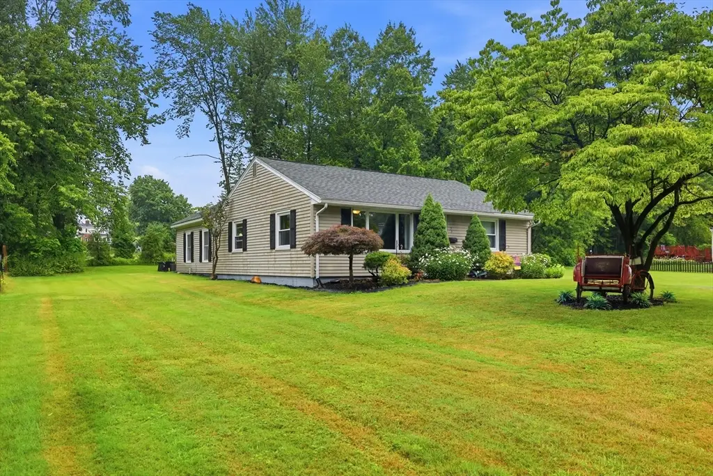 75 Greystone Ave, West Springfield, MA 01089 - #1