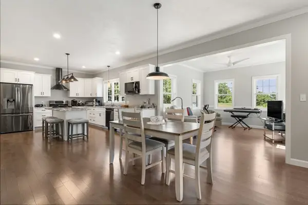 4 Meadow Lane, Blackstone, MA 01504