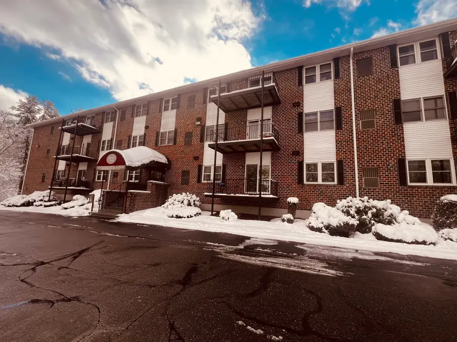 13 Dallas Dr #305, Dracut, MA 01826 - #2