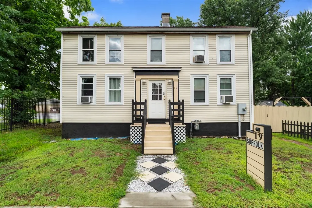 19 Suffolk St, Springfield, MA 01109 - #1
