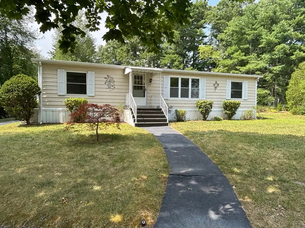 7-9 South Meadow Village #7, Carver, MA 02330 - #1