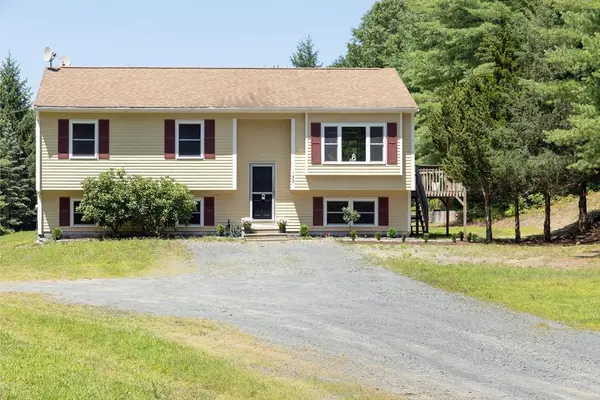 133 Pleasant Street, Plympton, MA 02367