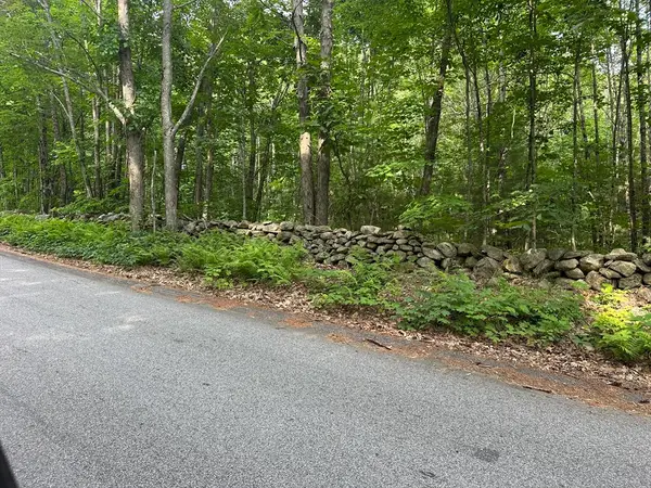 0 Crawford Rd, Oakham, MA 01068