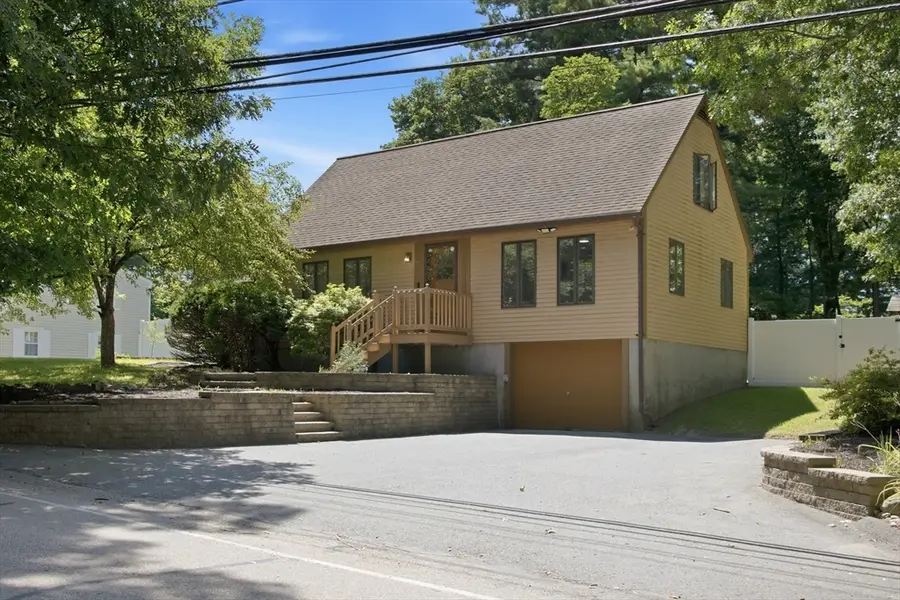87 Pine Street, Walpole, MA 02081 - #2