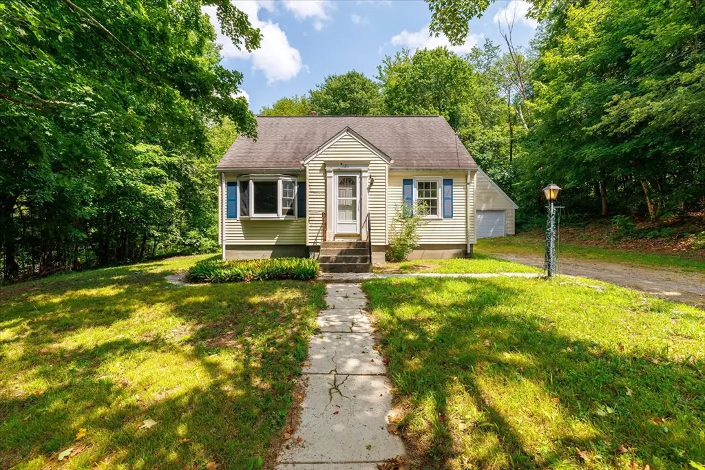 482 Cooper Rd, Northbridge, MA 01534 - #1