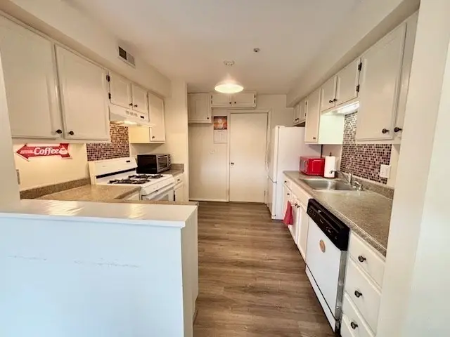 272 Greenbrook Drive #272, Stoughton, MA 02072 - #3