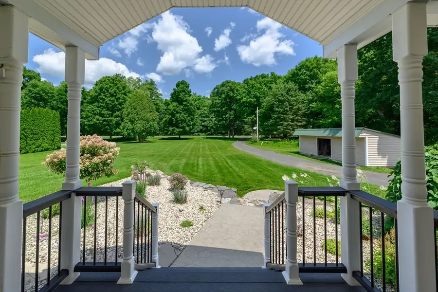434 Batchelor St, Granby, MA 01033 - #3