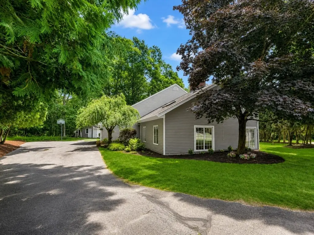4 Turner Lane, North Easton, MA 02334 - #1