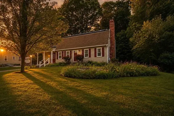 7 Caroline Dr, Milford, MA 01757