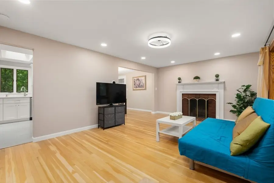 25 Meadowbrook Road, Sudbury, MA 01776 - #3