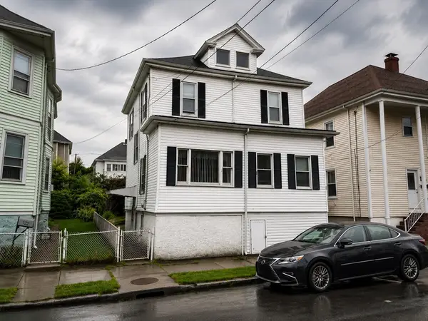 124 Clara St, New Bedford, MA 02744