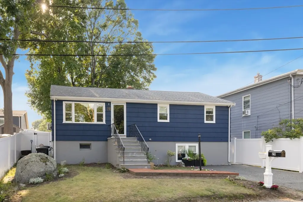 29 Clinton Ave, Saugus, MA 01906 - #1