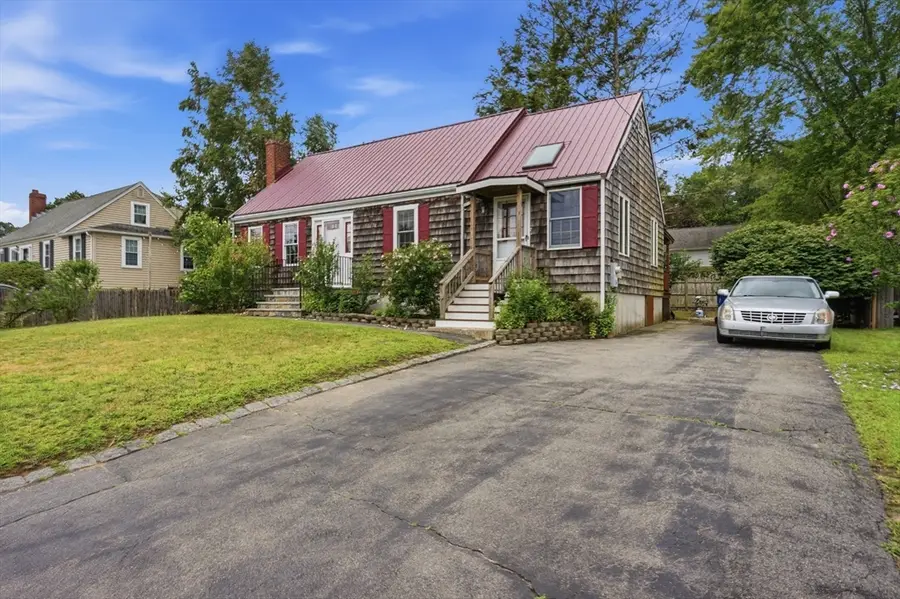 6 Devine Rd, Randolph, MA 02368 - #2