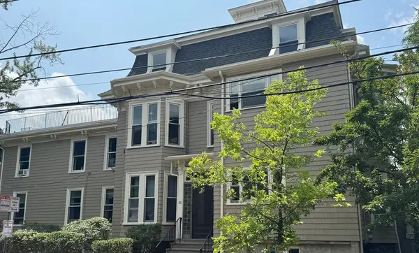 80 Chestnut Street #5C, Cambridge, MA 02139