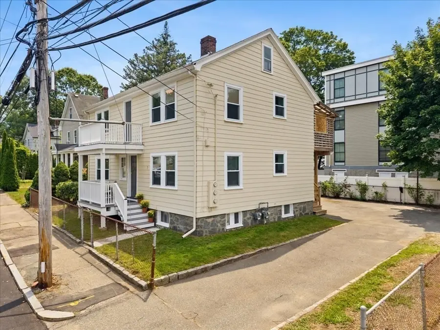 9 Billings St, Boston, MA 02132 - #3