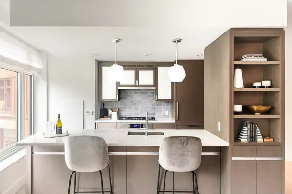 100 Lovejoy Wharf #6 B, Boston, MA 02114