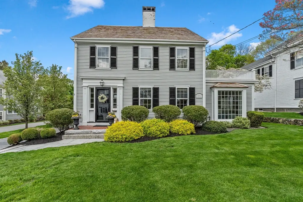 37 Lincoln St, Hingham, MA 02043 - #1