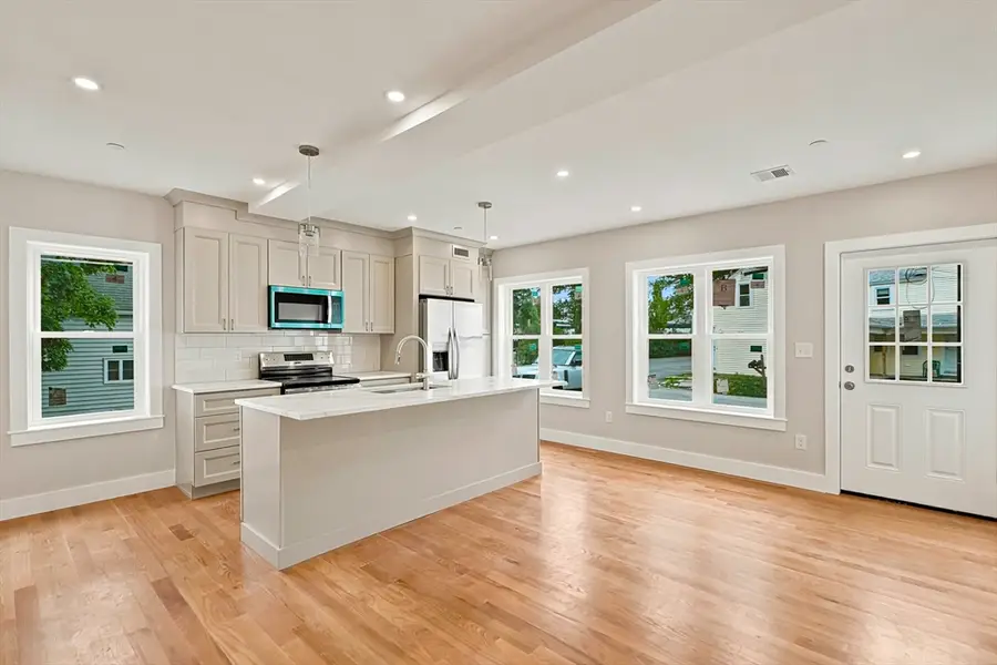 4 Mayhew St #B, Framingham, MA 01702 - #2