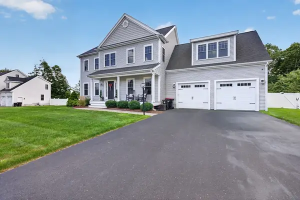 20 Kelly Ln, Brockton, MA 02301