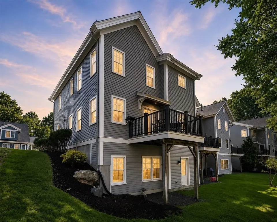 36 Journeys End Ln, Lexington, MA 02421 - #1