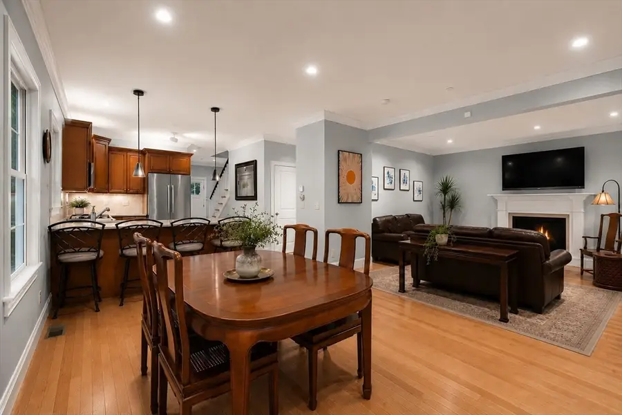 36 Journeys End Ln, Lexington, MA 02421 - #2