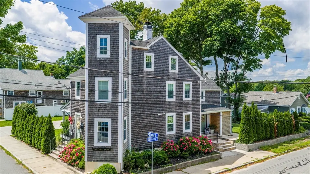 24 Oxford Street, Fairhaven, MA 02719 - #1