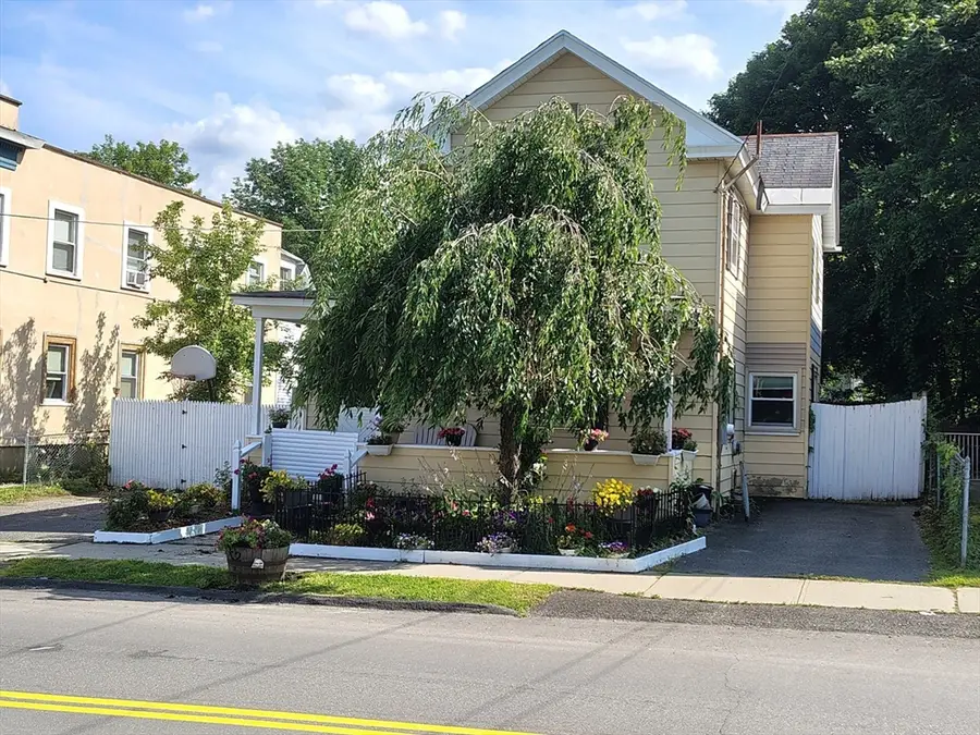 12 Lincoln Street, Pittsfield, MA 01201 - #3