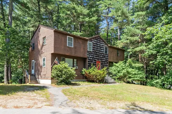 196-198 Hayden Rd, Groton, MA 01450