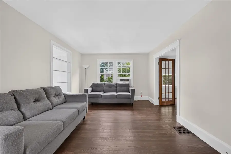 18 Fales Rd, Dedham, MA 02026 - #3
