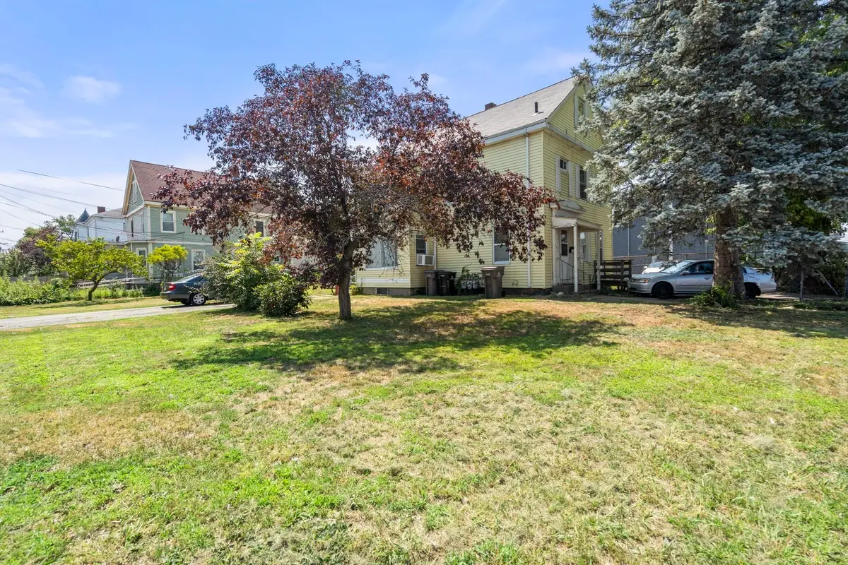 135 Irving St, Framingham, MA 01702 - #1
