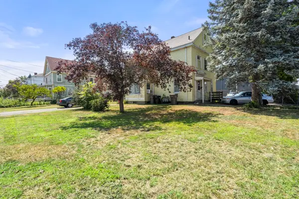 135 Irving St, Framingham, MA 01702