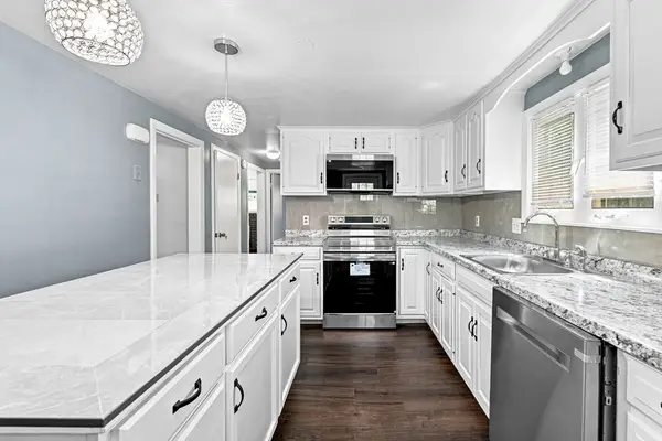 104 Highland St, Brockton, MA 02301