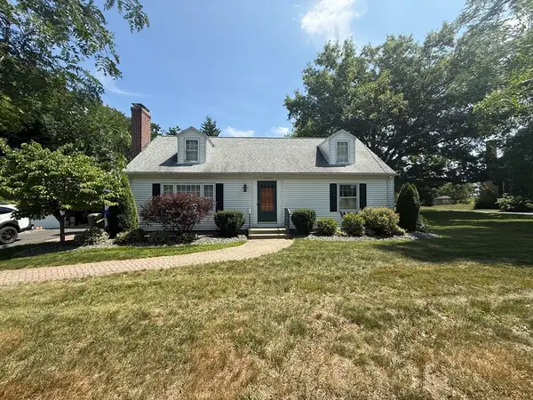 1030 South East Street, Amherst, MA 01002